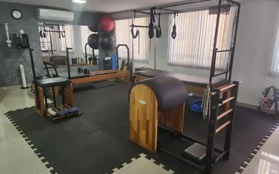 Pilates em Águas Claras, sala de aparelhos da Clínica BEM-VIE